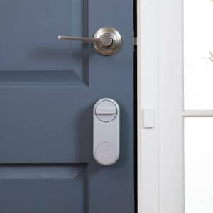 Yale Linus Smart Lock ajtózár, ezüst